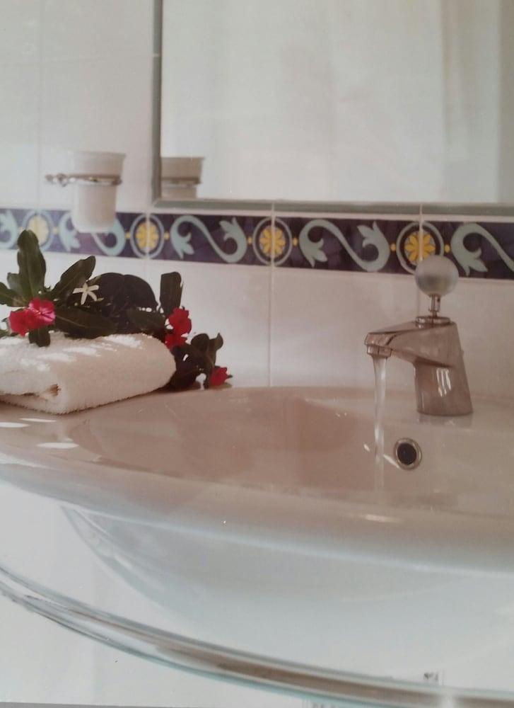 Hotel Dino San Benedetto del Tronto Kültér fotó