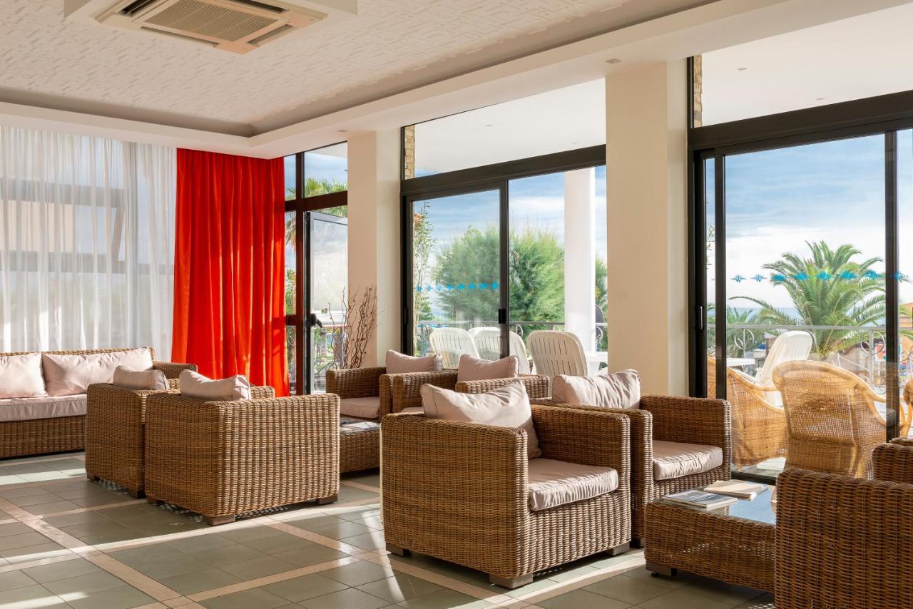 Hotel Dino San Benedetto del Tronto Kültér fotó